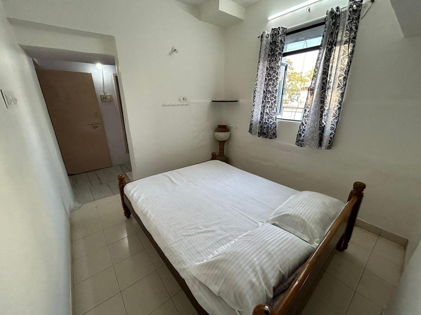 Hotel Vasavi Nivas Tirupati Zewnętrze zdjęcie