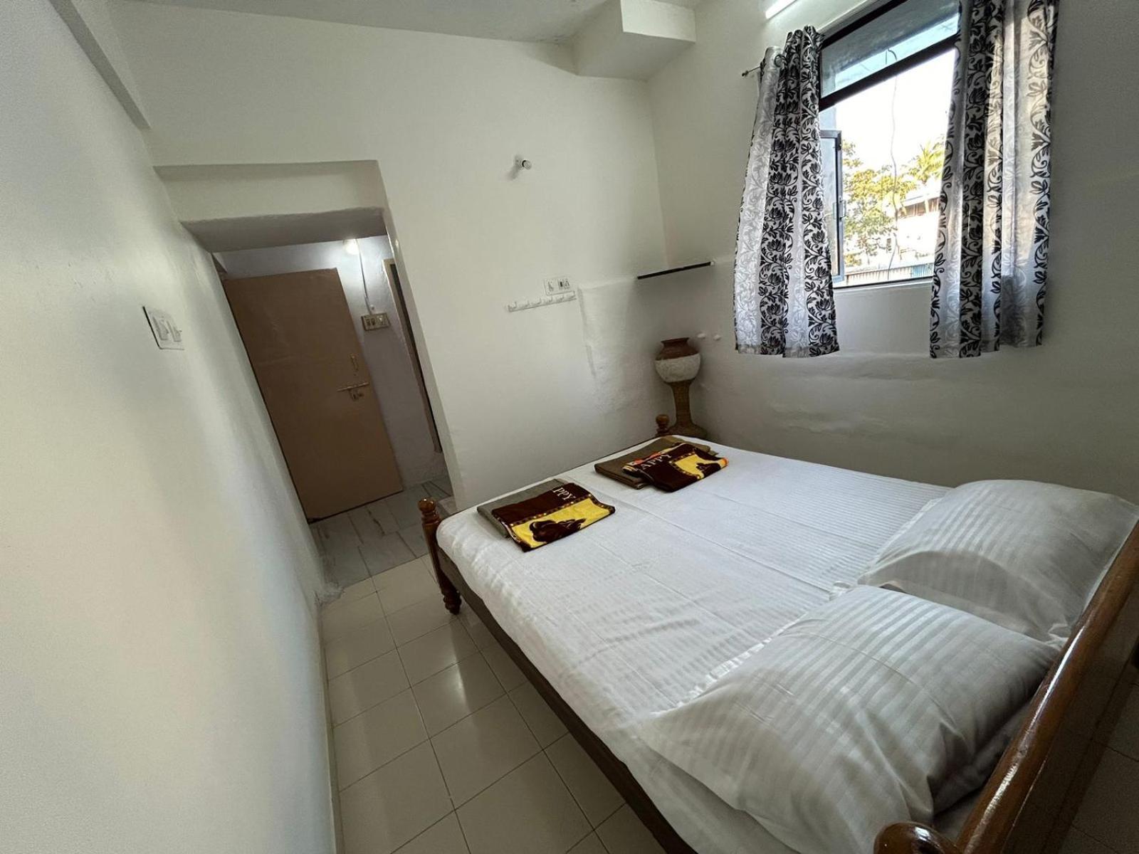 Hotel Vasavi Nivas Tirupati Zewnętrze zdjęcie